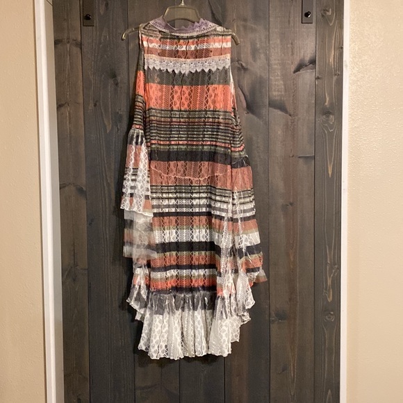 Origami Vest💗 - Picture 2 of 3